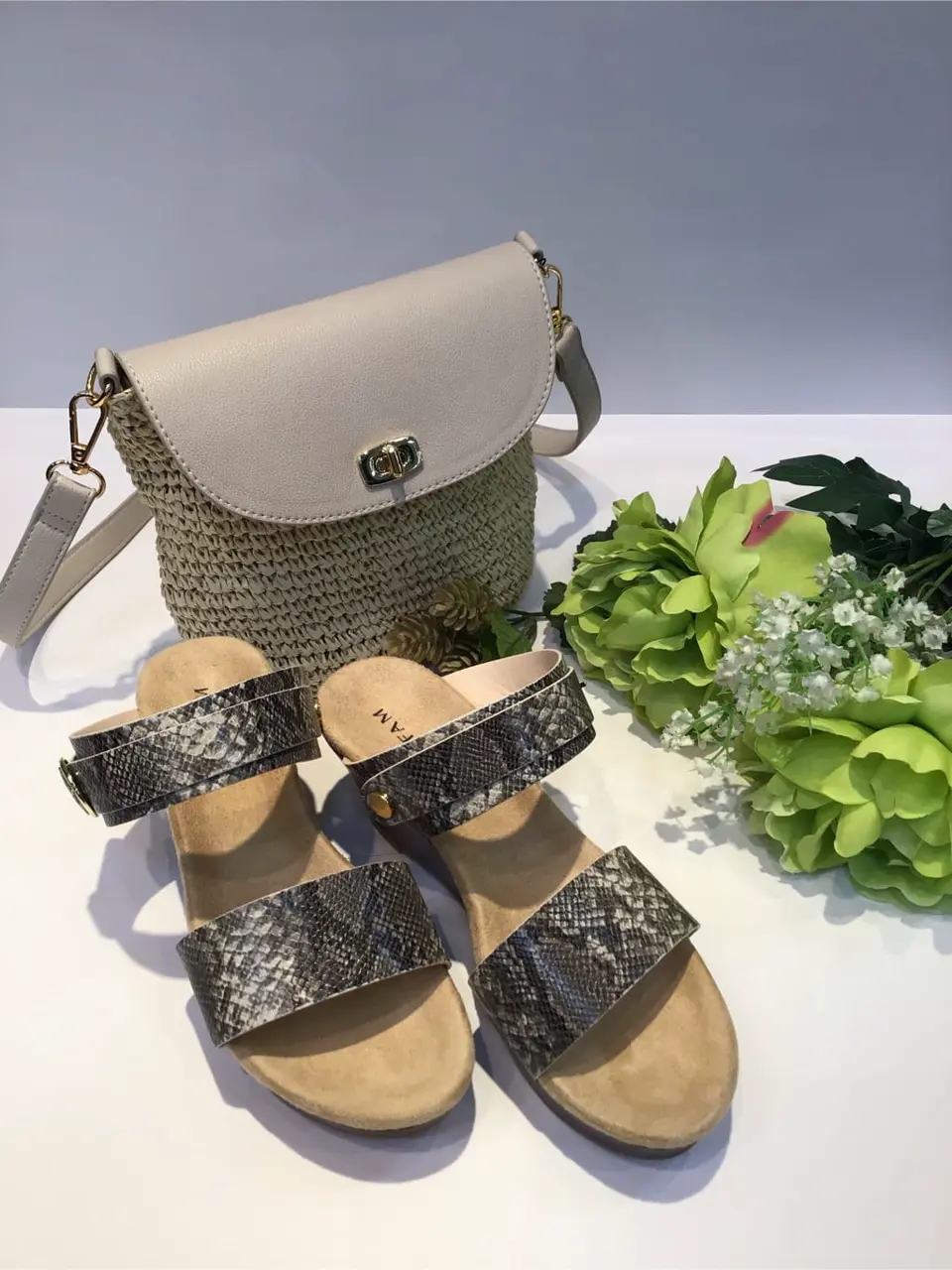 ANY 河村 コーディネート画像