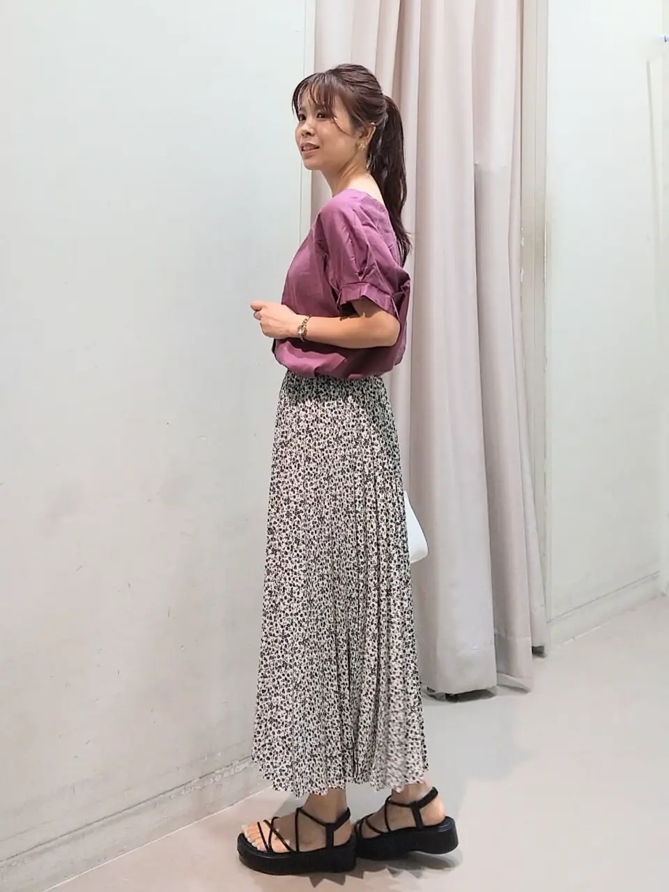 ANY 榎本 コーディネート画像