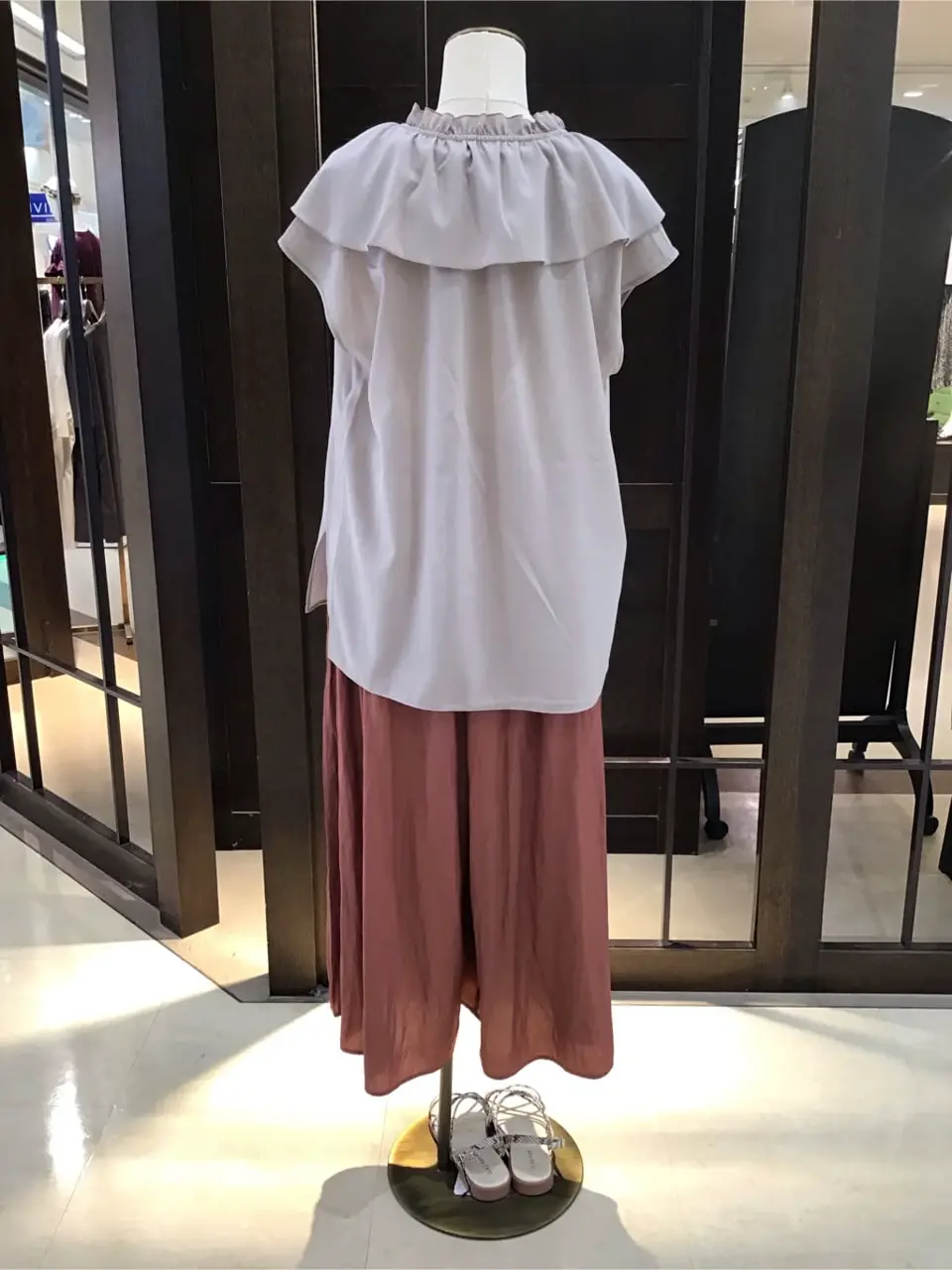 ANY 渡邊 コーディネート画像