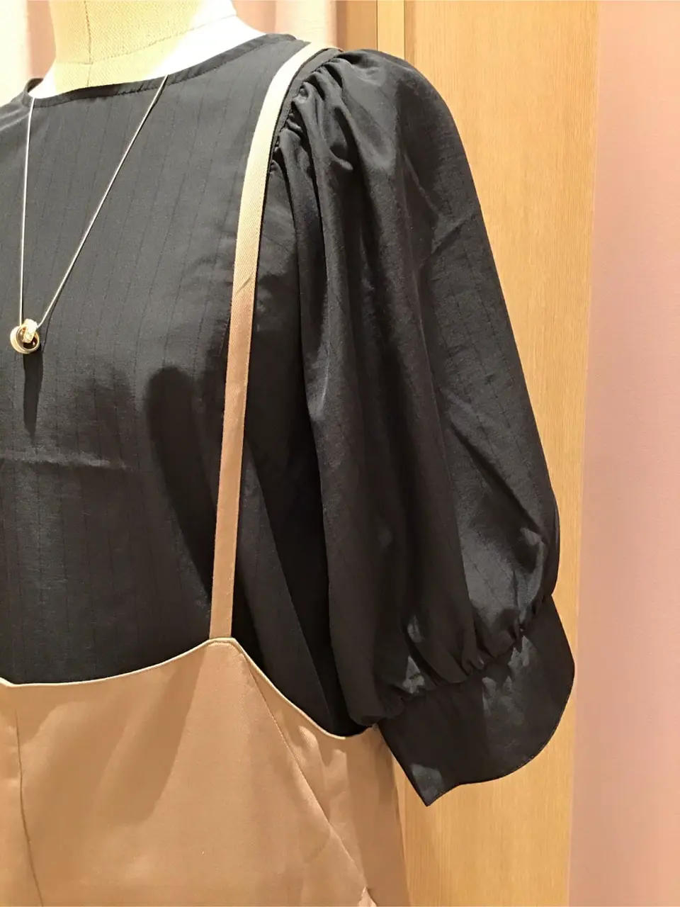 ANY 浅岡 コーディネート画像