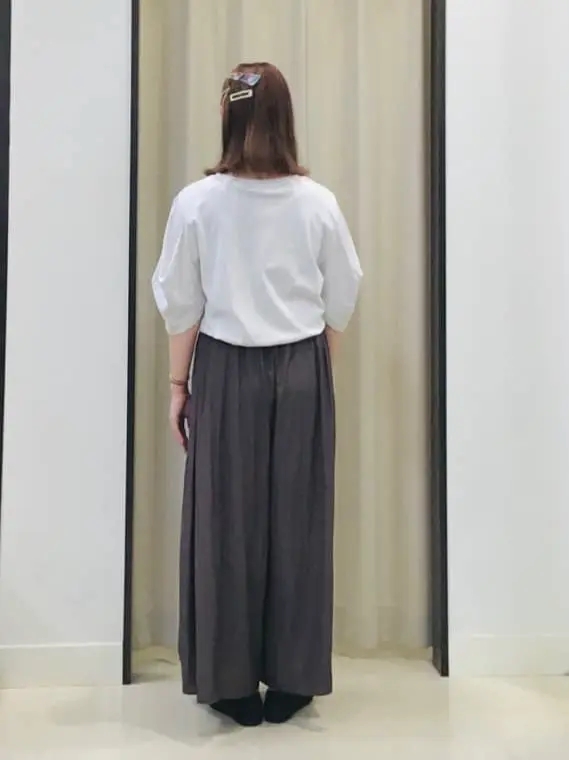 ANY 伊藤 コーディネート画像