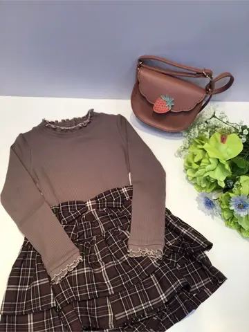 ANY 佐々木 コーディネート画像