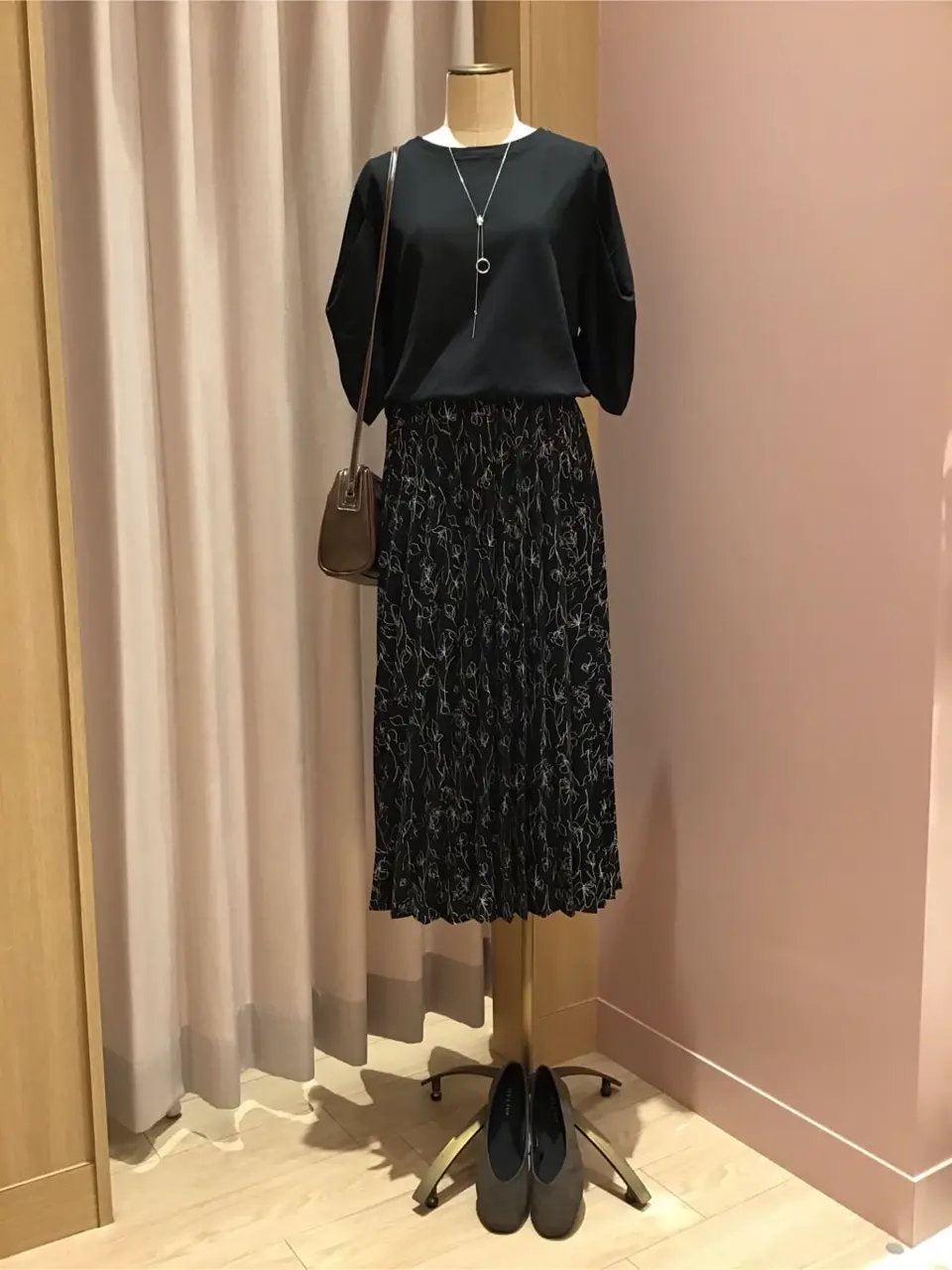  浅岡 コーディネート画像