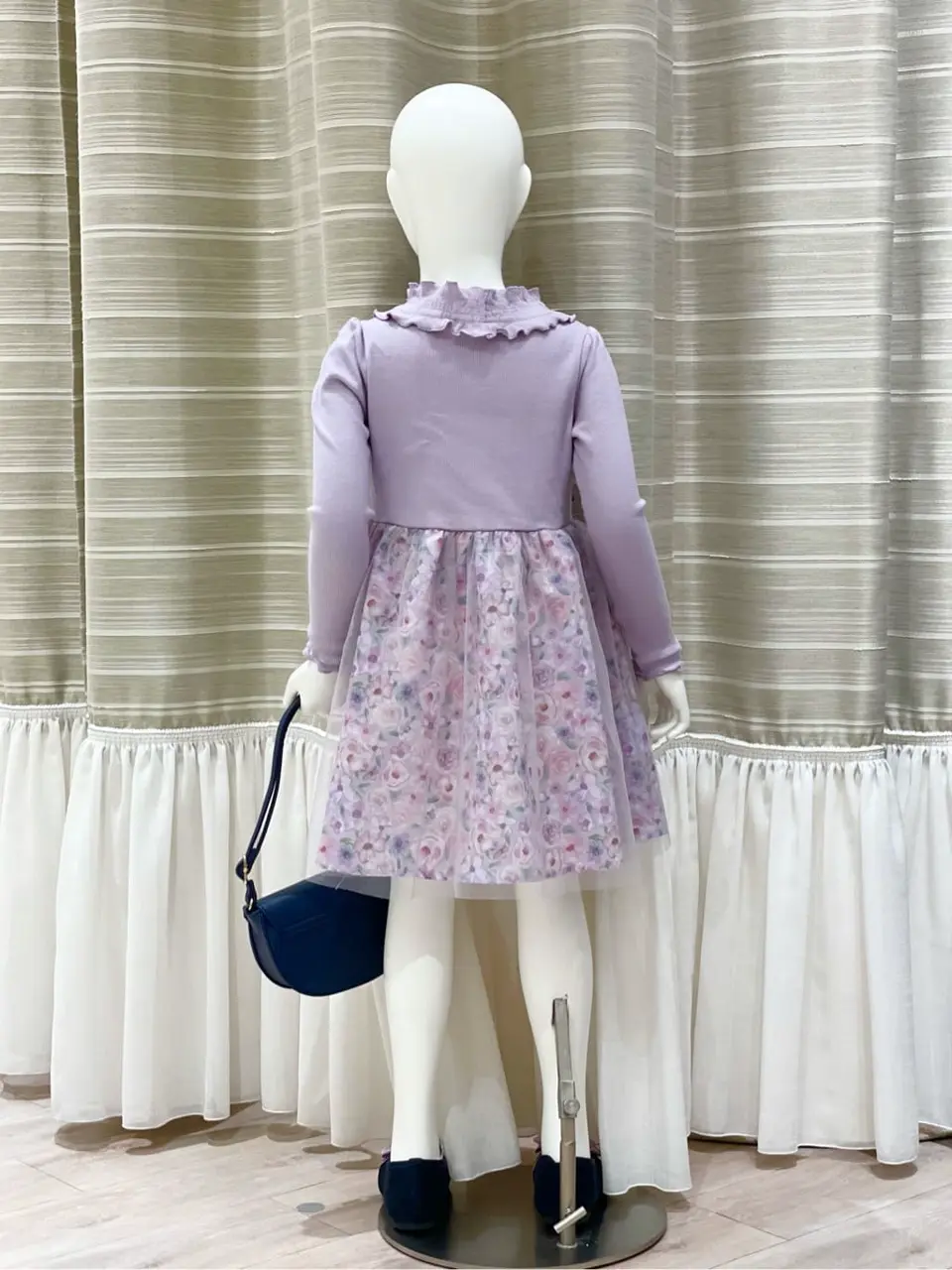 ANY フジコ コーディネート画像