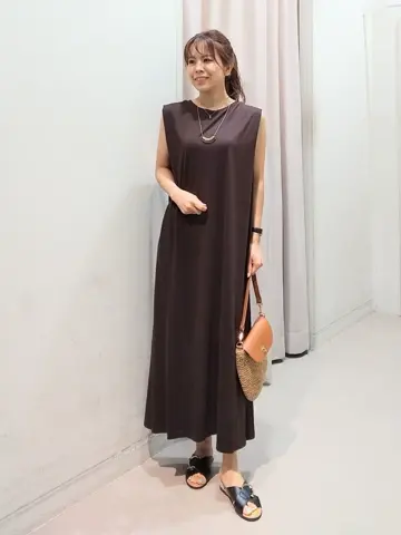 ANY 榎本 コーディネート画像