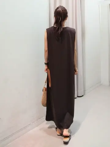 ANY 榎本 コーディネート画像