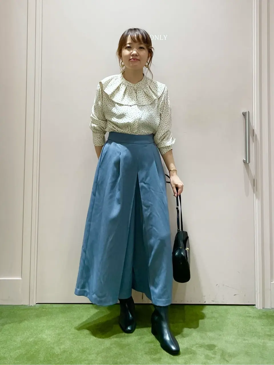 ANY フジコ コーディネート画像