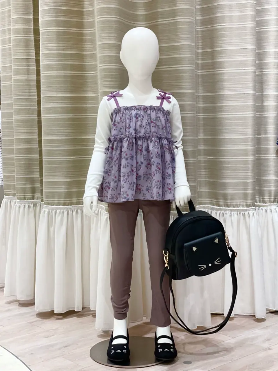 ANY フジコ コーディネート画像