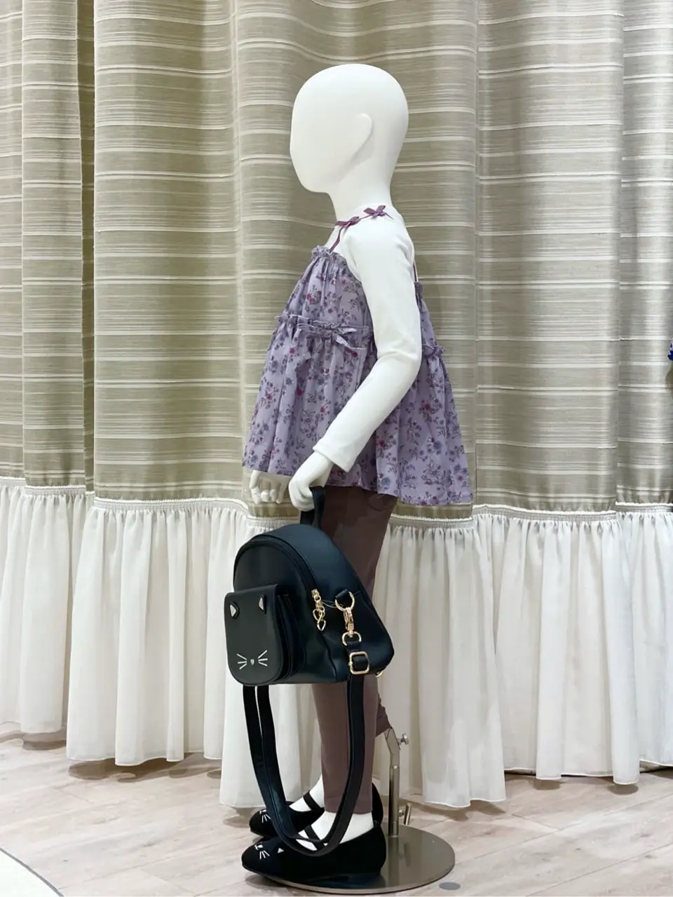 ANY フジコ コーディネート画像