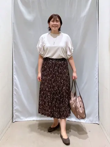 ANY 林 コーディネート画像