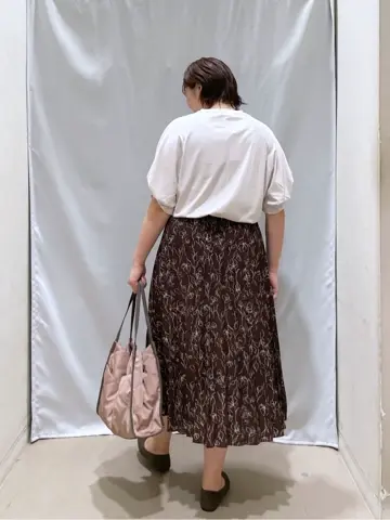 ANY 林 コーディネート画像