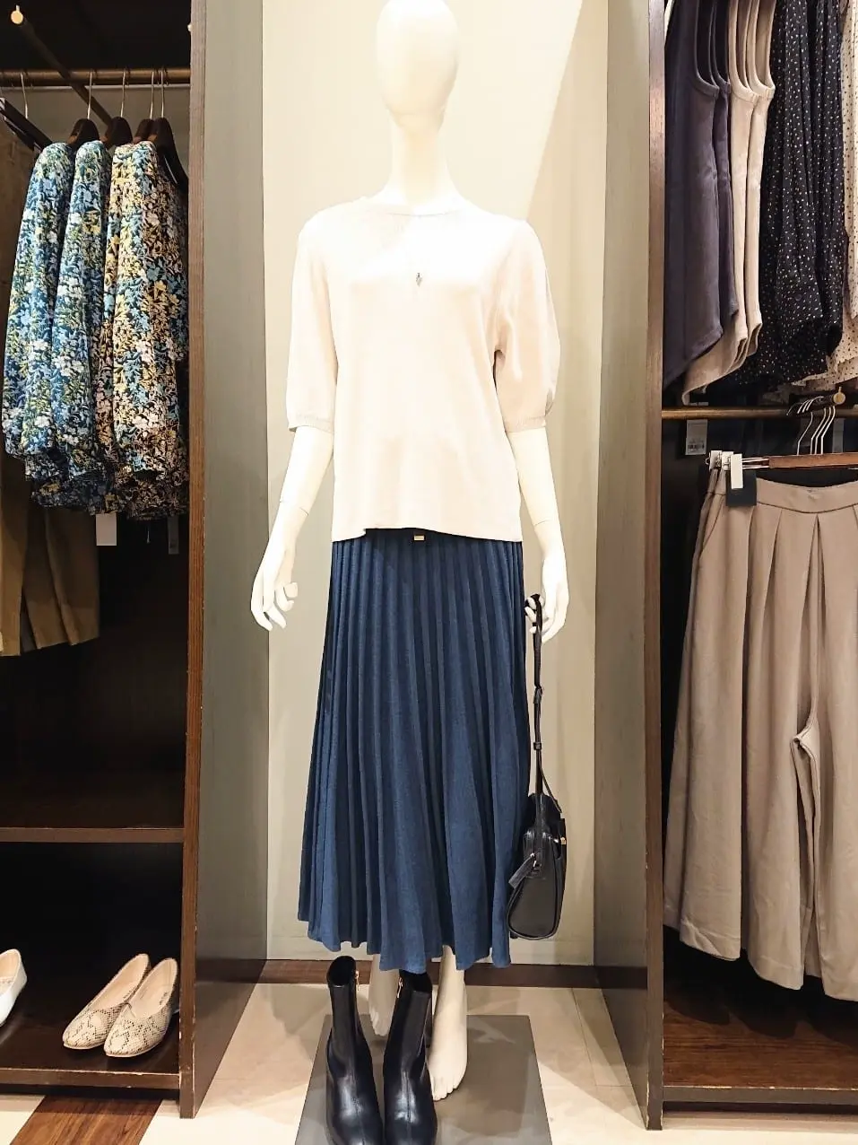 ANY 横田 コーディネート画像