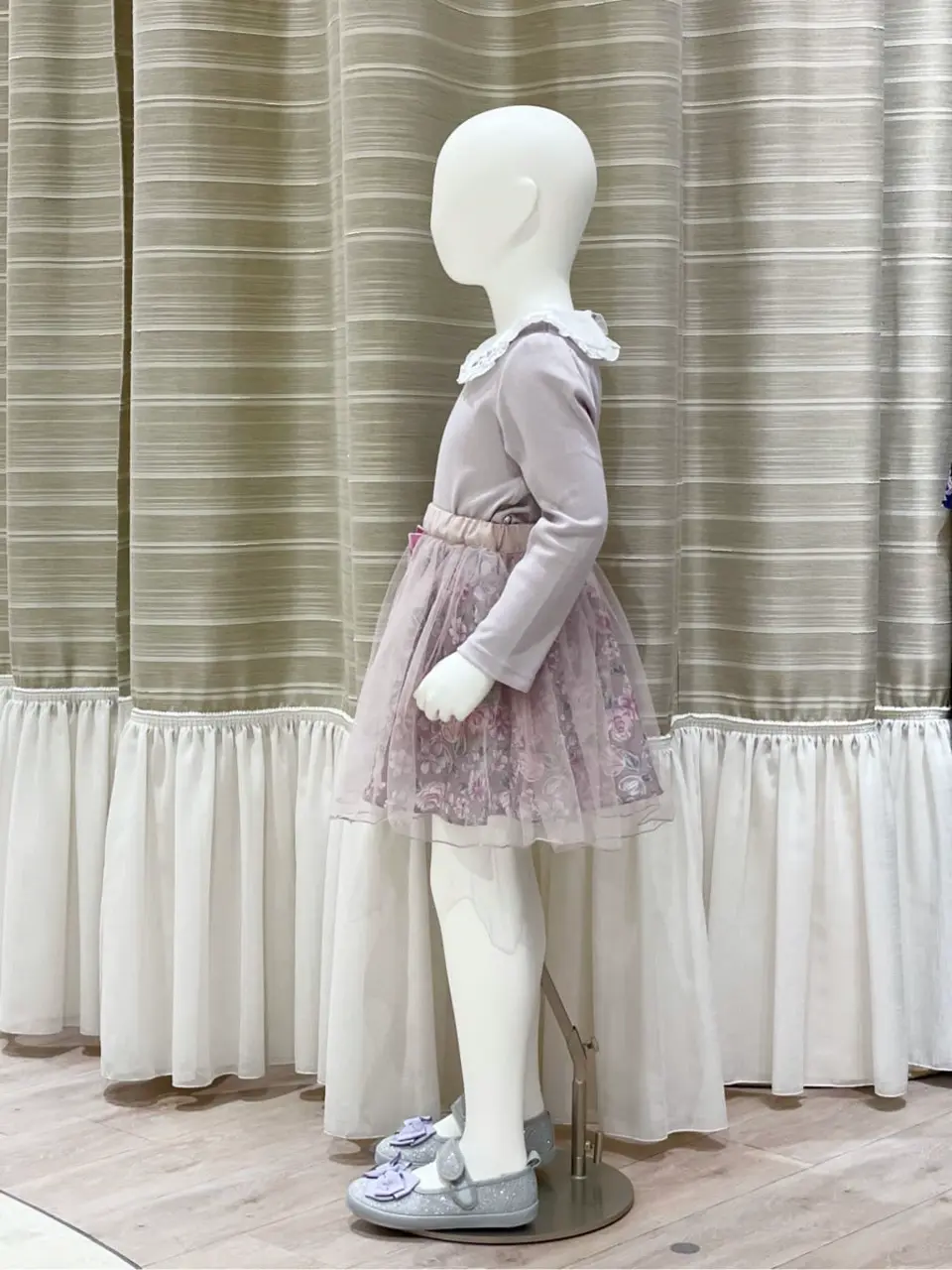 ANY フジコ コーディネート画像