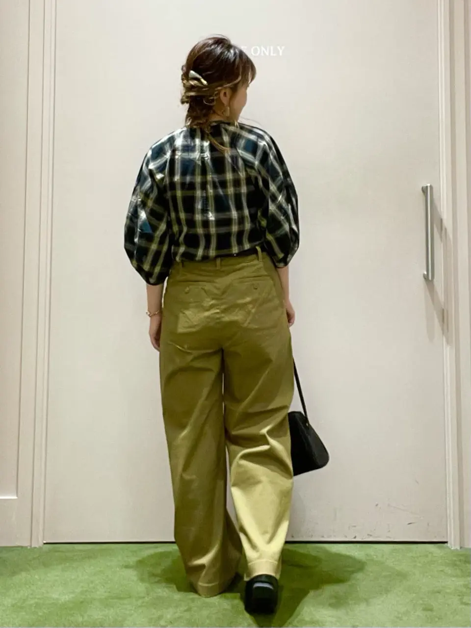 ANY フジコ コーディネート画像