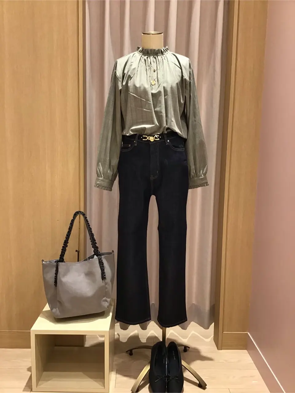  浅岡 コーディネート画像