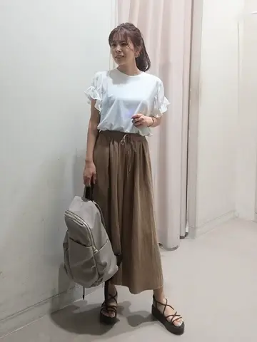 ANY 榎本 コーディネート画像