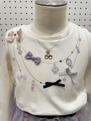 ANY 岡田 コーディネート画像