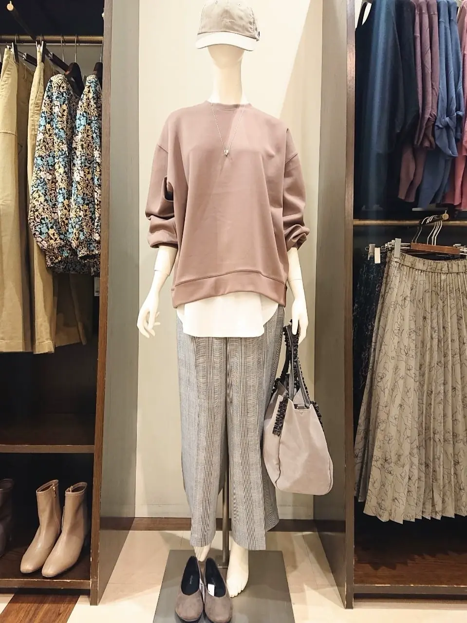 ANY 横田 コーディネート画像