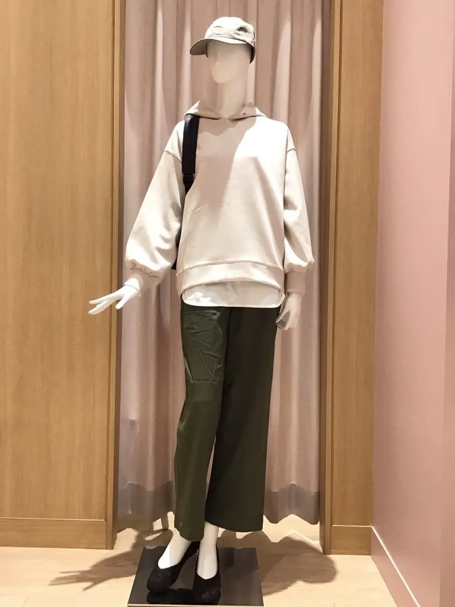  本吉 コーディネート画像