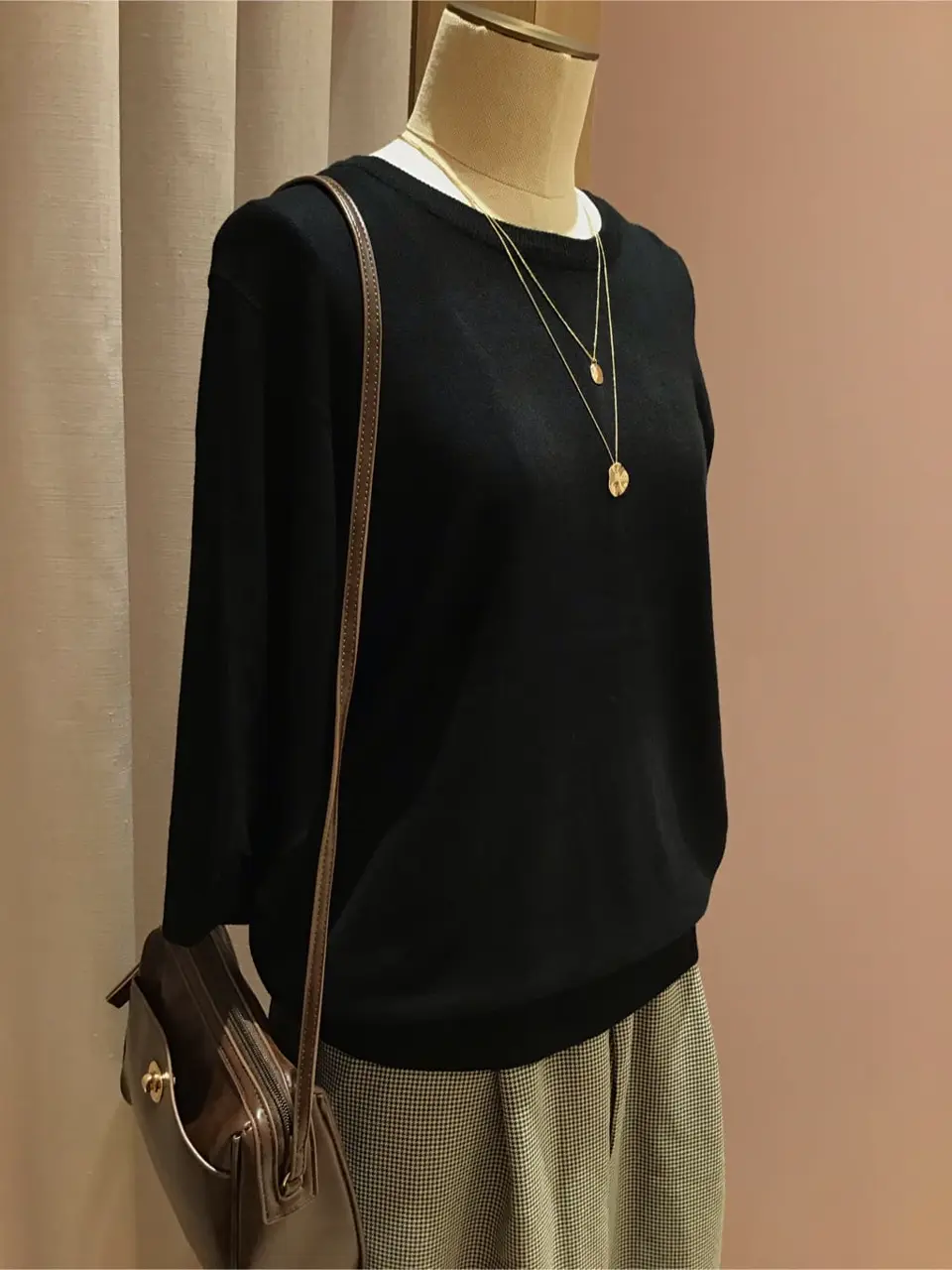 ANY 浅岡 コーディネート画像