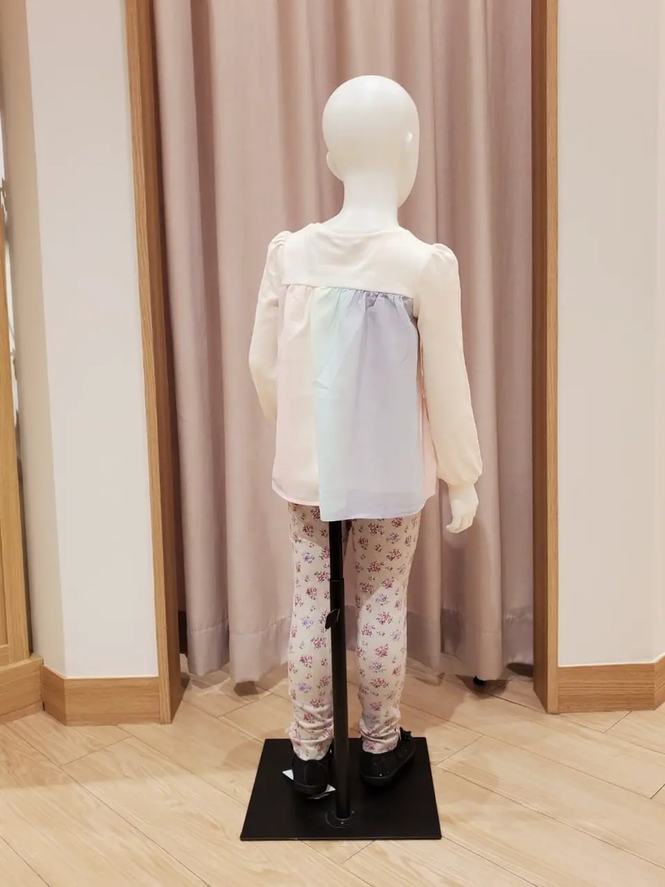 ANY 奥原 コーディネート画像