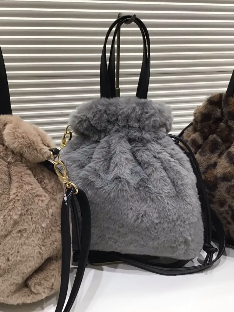  こばやし コーディネート画像