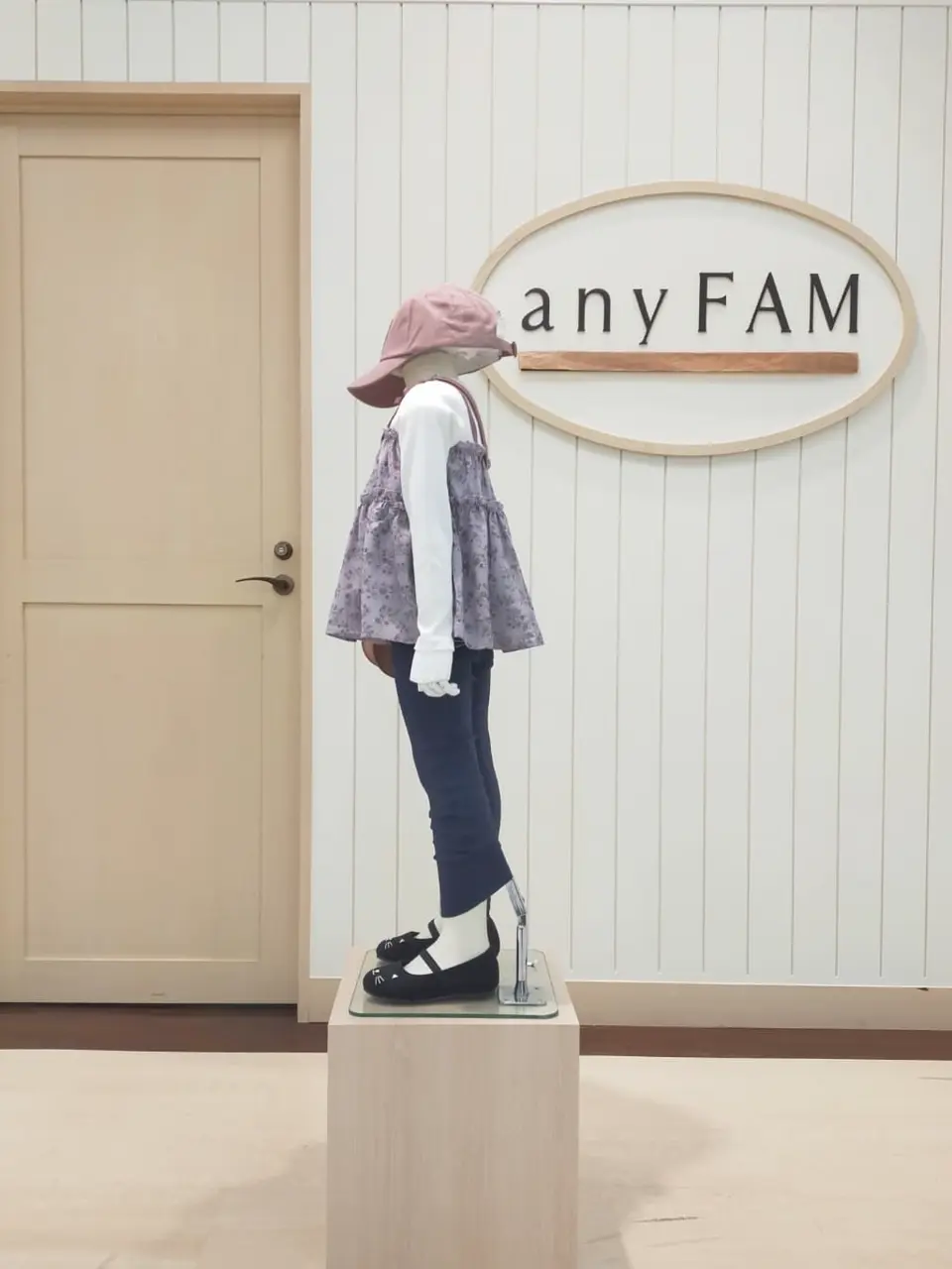 ANY 重永 コーディネート画像