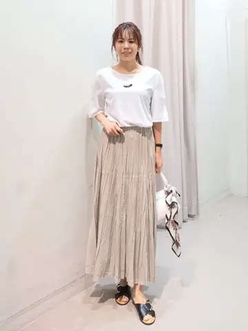 ANY 榎本 コーディネート画像