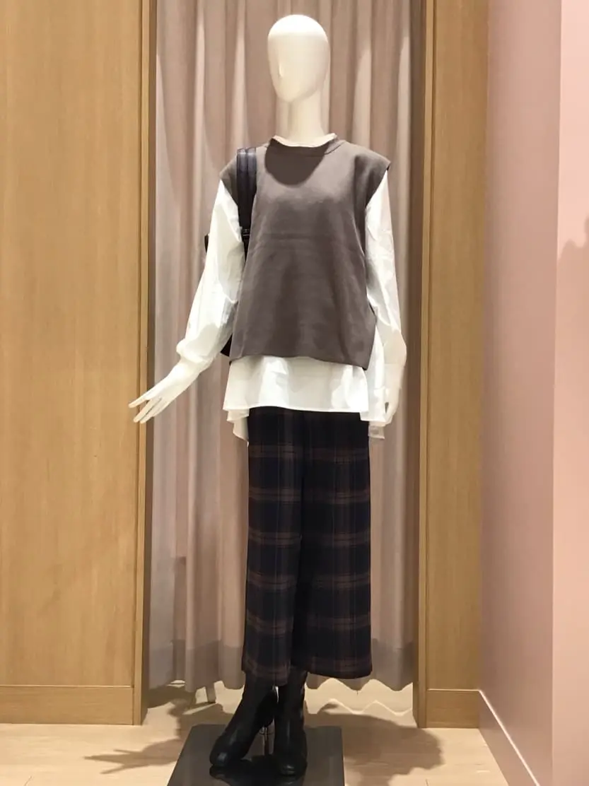  本吉 コーディネート画像