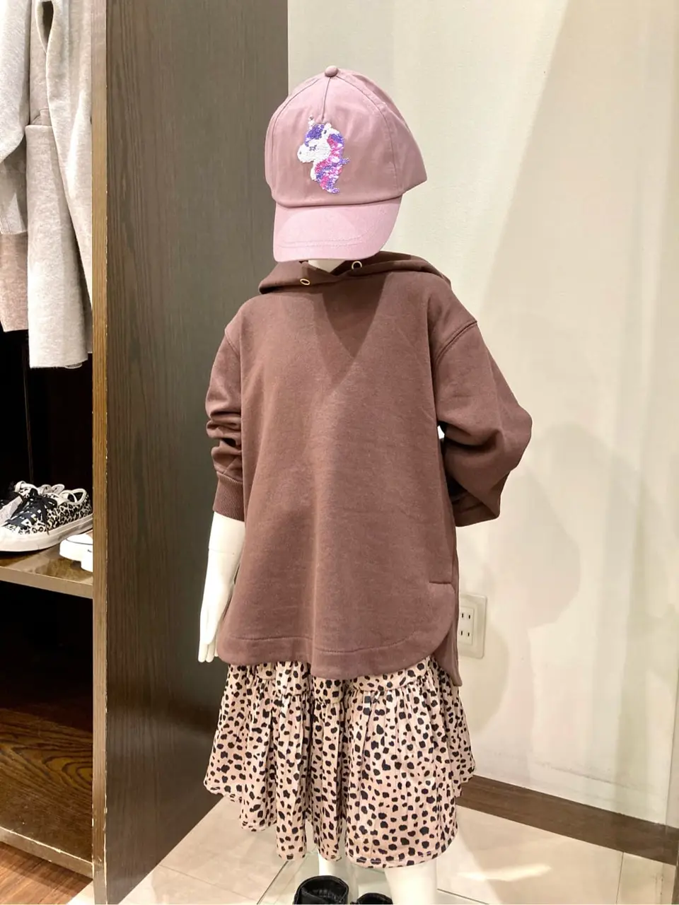 ANY 杉原 コーディネート画像