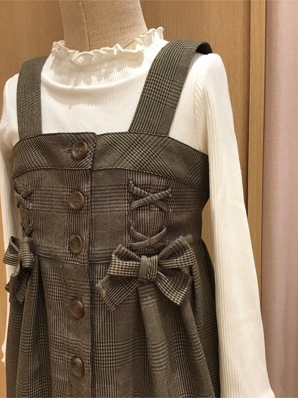 ANY 浅岡 コーディネート画像