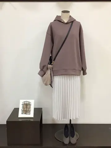 ANY 河村 コーディネート画像