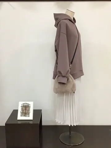 ANY 河村 コーディネート画像