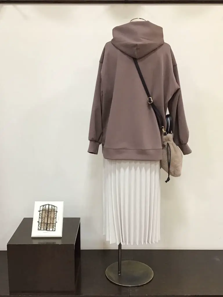 ANY 河村 コーディネート画像