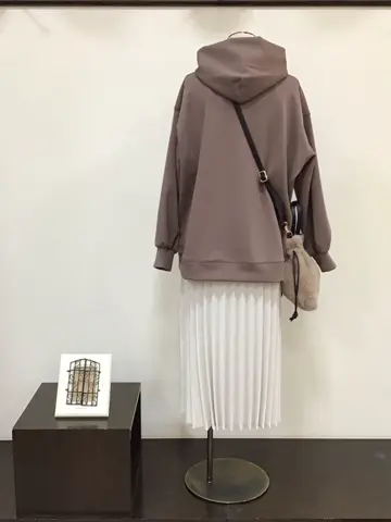 ANY 河村 コーディネート画像