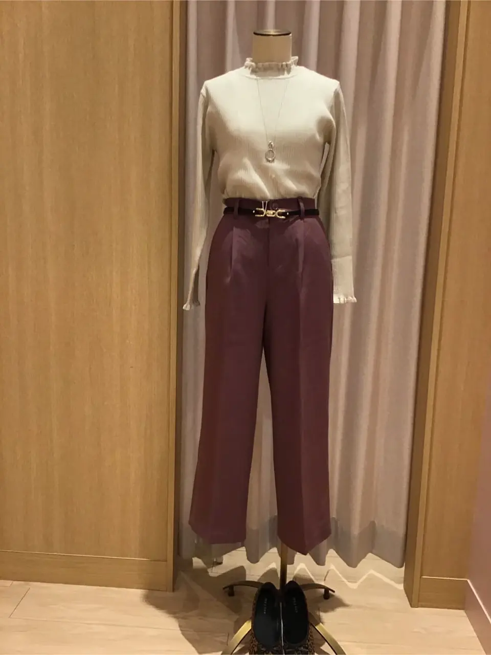 ANY 浅岡 コーディネート画像