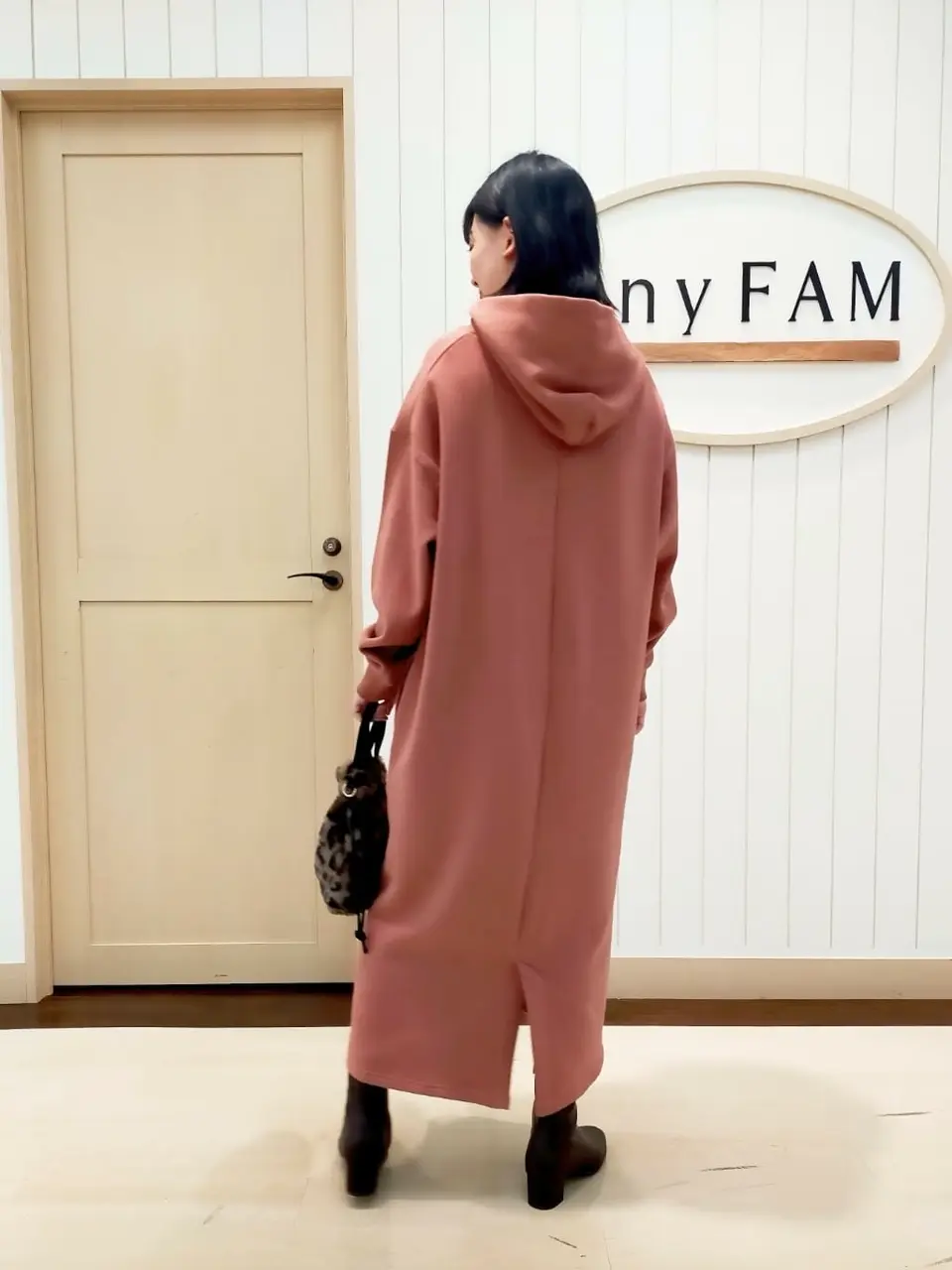 ANY 重永 コーディネート画像