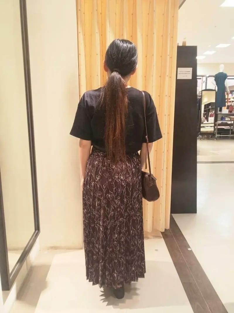 ANY 林 コーディネート画像