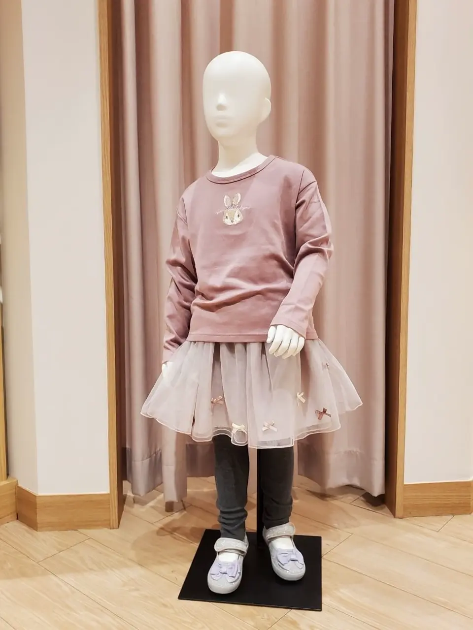 ANY 奥原 コーディネート画像