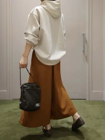 ANY 吉田 コーディネート画像