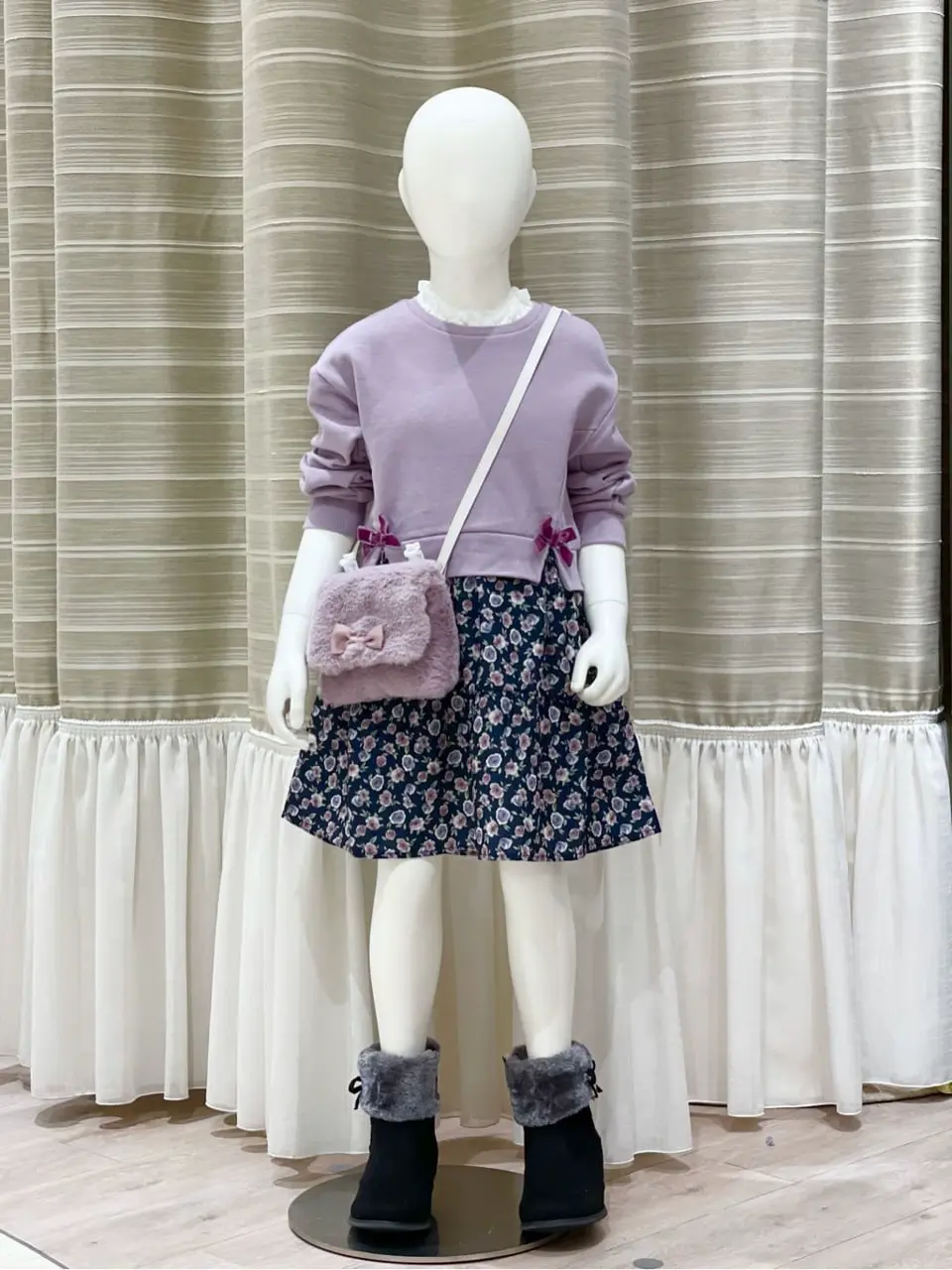 ANY フジコ コーディネート画像