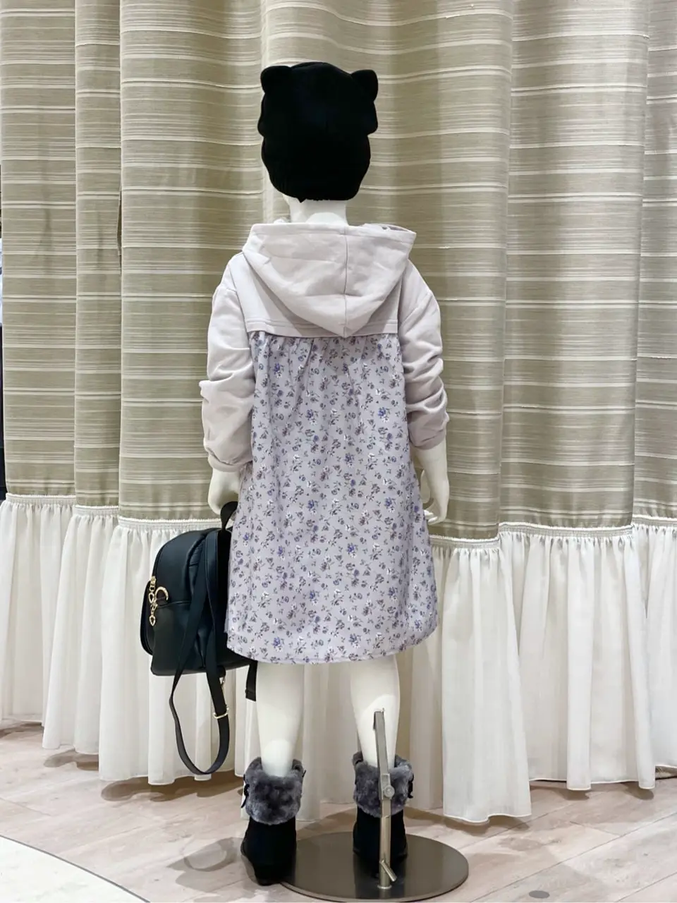 ANY フジコ コーディネート画像