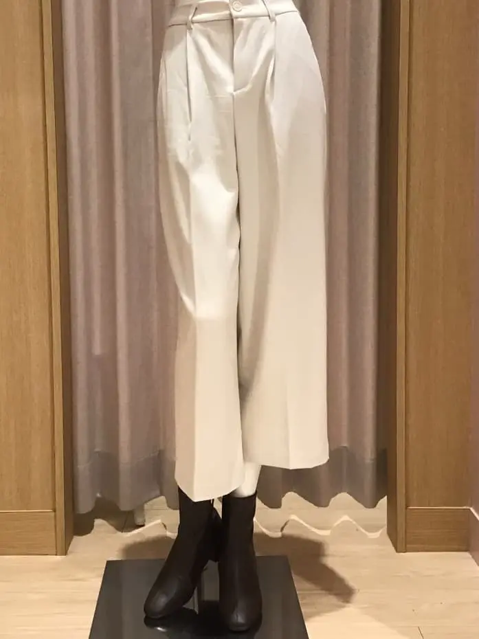 ANY 本吉 コーディネート画像