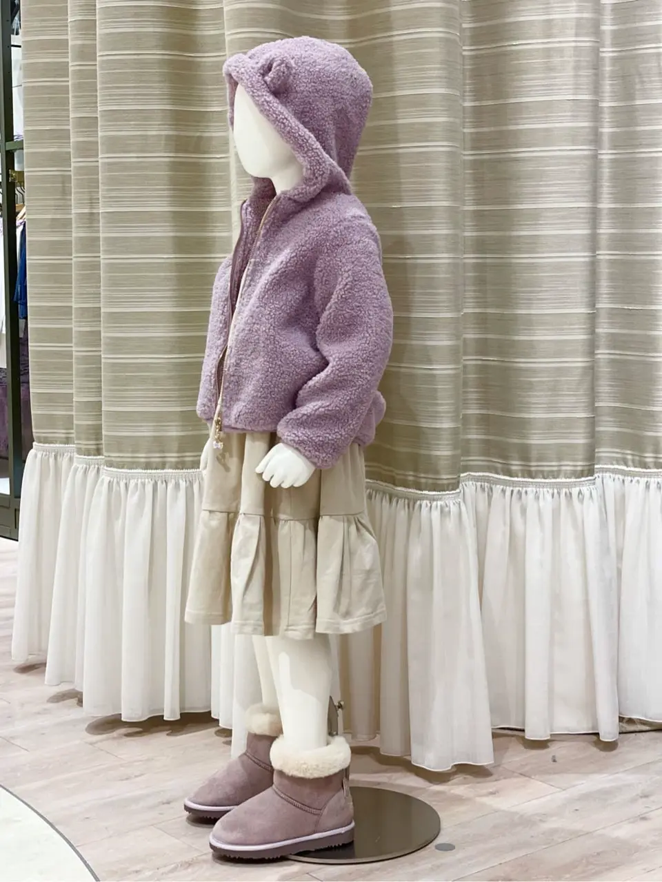 ANY フジコ コーディネート画像