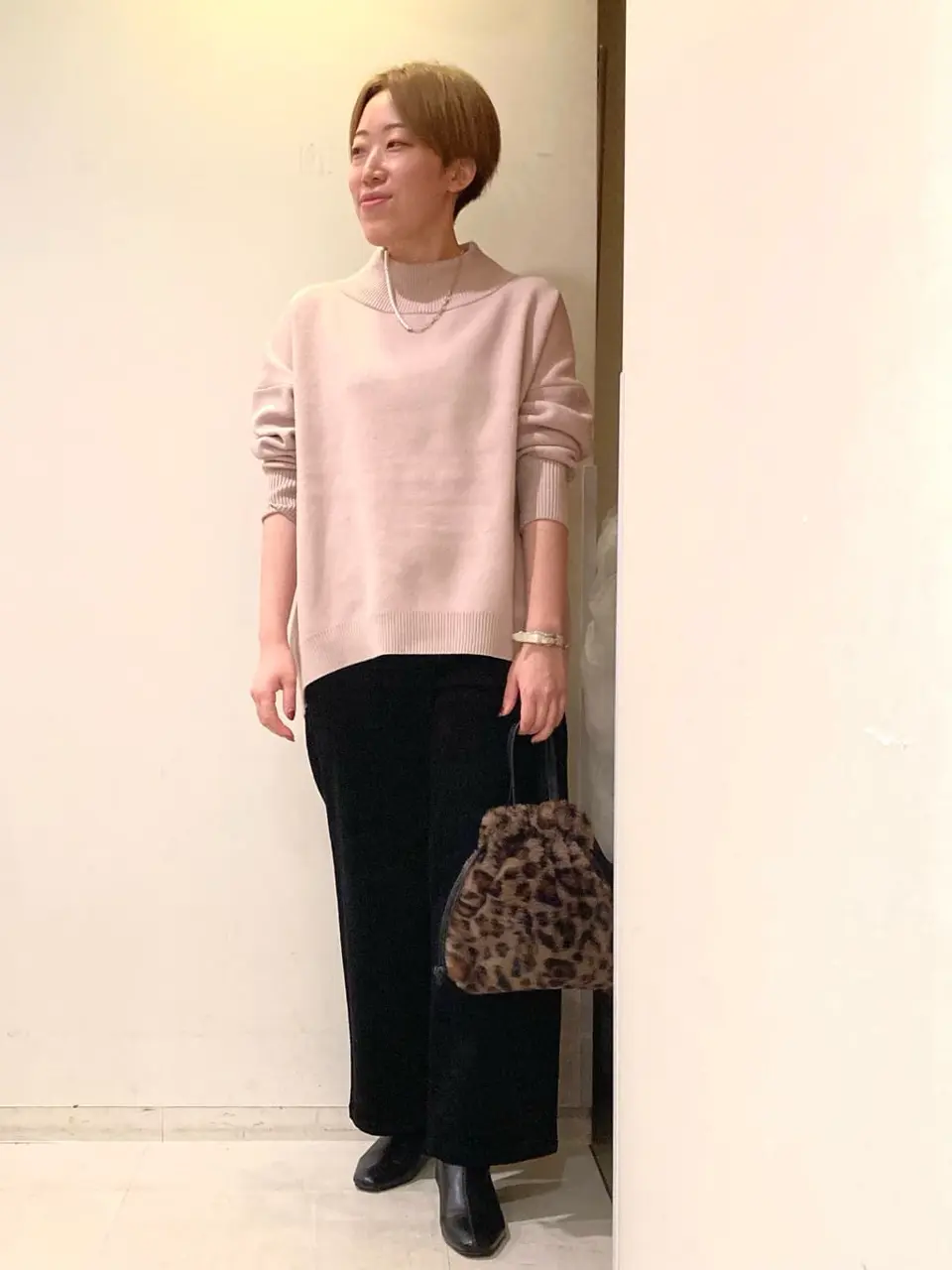 ANY 河本 コーディネート画像