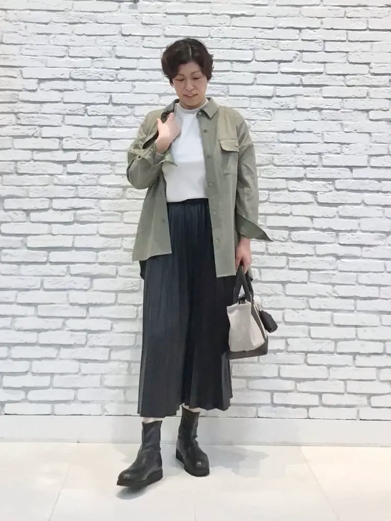  スタッフ コーディネート画像