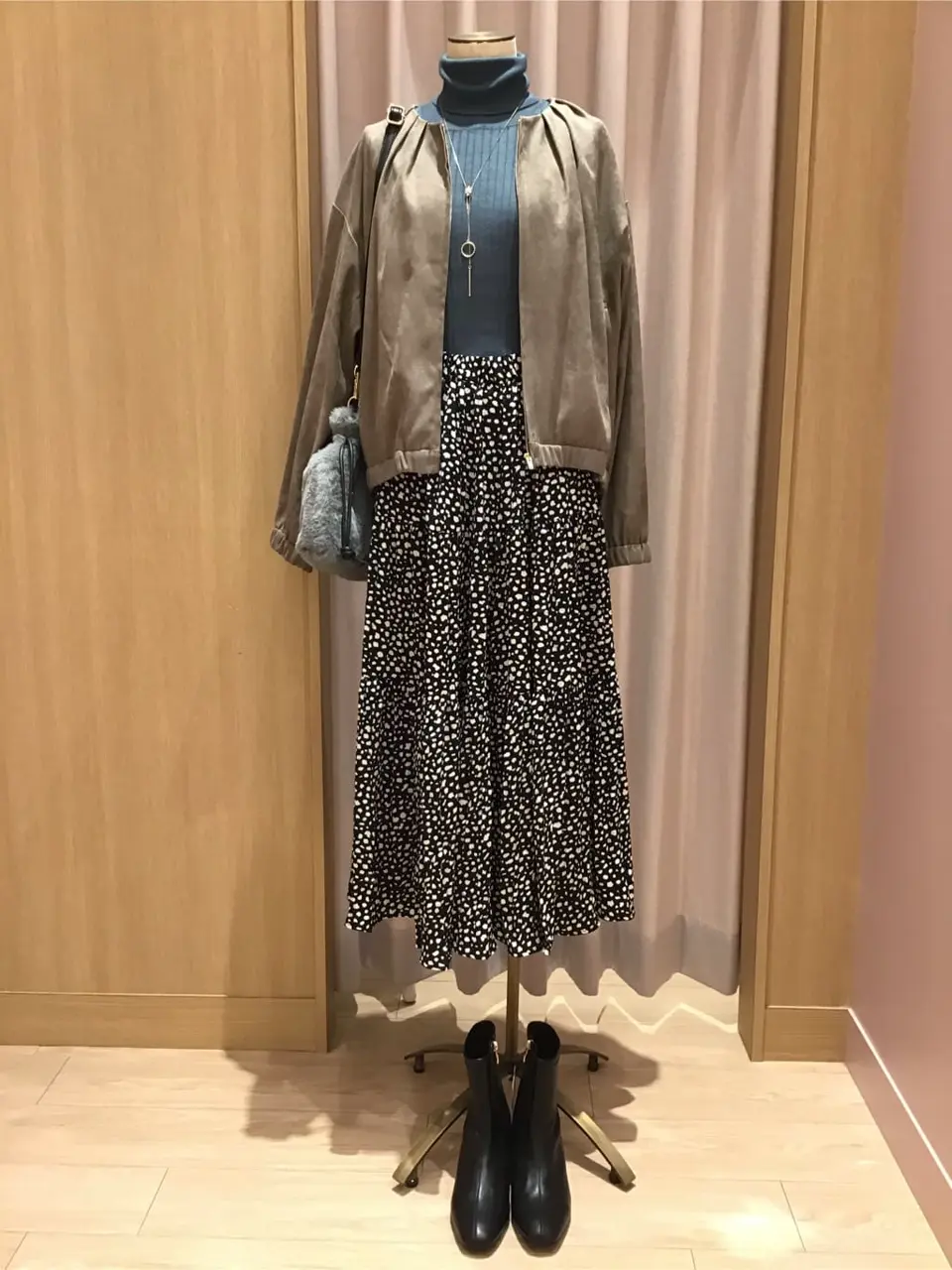  浅岡 コーディネート画像