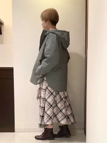 ANY 河本 コーディネート画像