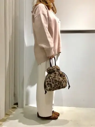 ANY 吉田 コーディネート画像