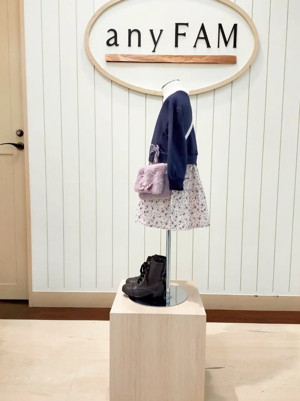 ANY 重永 コーディネート画像